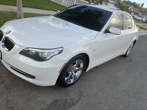 2008 BMW 528 i