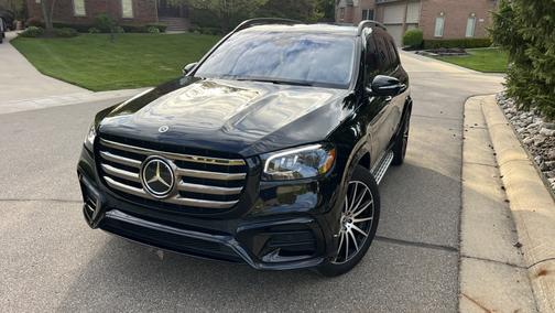 Black 2024 Mercedes-Benz GLS 580 4MATIC