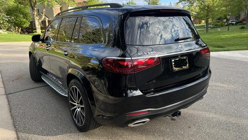 Black 2024 Mercedes-Benz GLS 580 4MATIC