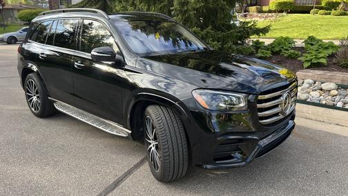 Black 2024 Mercedes-Benz GLS 580 4MATIC