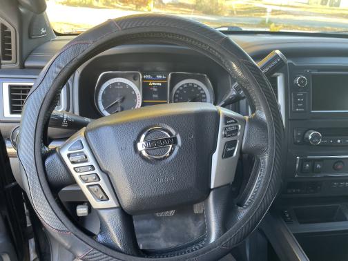 2019 Nissan Titan SL