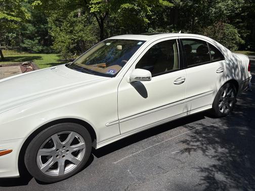 White 2007 Mercedes-Benz E-Class E 350
