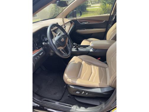 2018 Cadillac XT5 Platinum