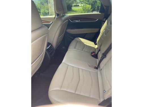 2018 Cadillac XT5 Platinum
