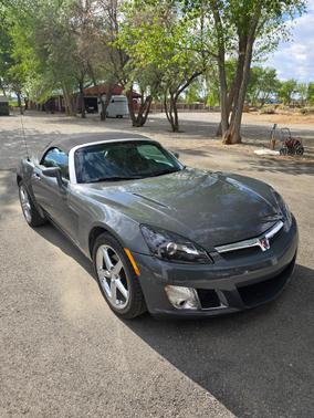 2008 Saturn Sky Red Line