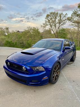 Blue 2013 Ford Mustang GT