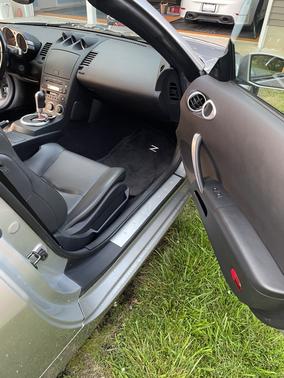 2004 Nissan 350Z Touring