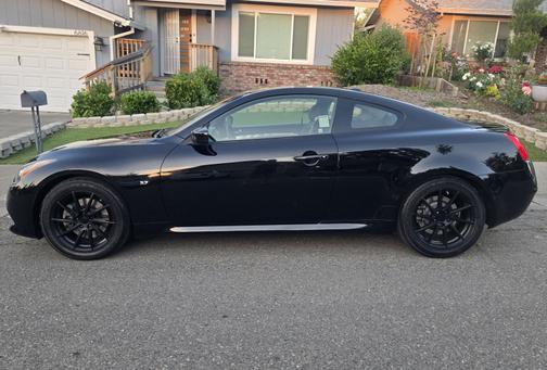 2014 INFINITI Q60 Journey