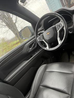 Gray 2022 Chevrolet Suburban Z71