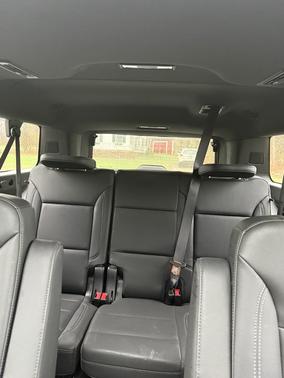 Gray 2022 Chevrolet Suburban Z71