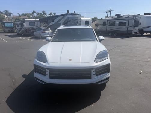 White 2025 Porsche Cayenne Cayenne E-Hybrid