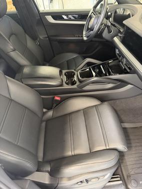 White 2025 Porsche Cayenne Cayenne E-Hybrid