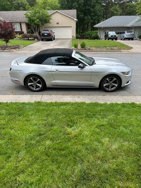 2016 Ford Mustang V6