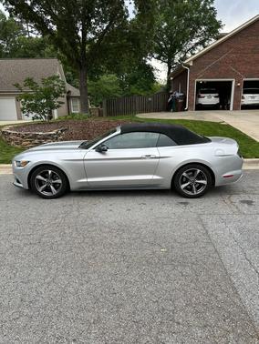 2016 Ford Mustang V6