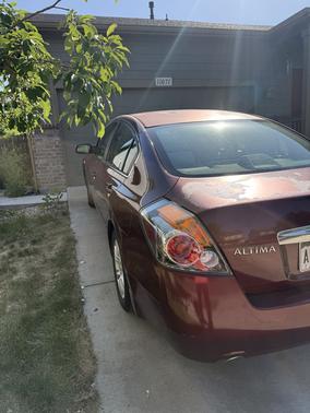 Red 2010 Nissan Altima 2.5 S