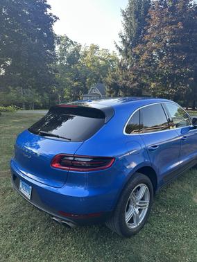 2015 Porsche Macan S