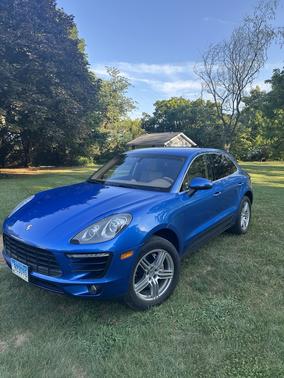 2015 Porsche Macan S
