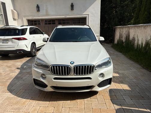 White 2015 BMW X5 xDrive50i