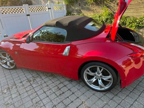 Red 2012 Nissan 370Z Touring