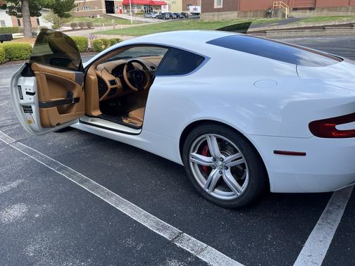 White 2008 Aston Martin DB9 Base