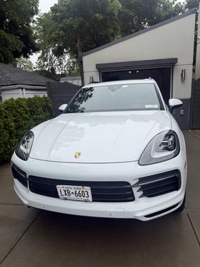 White 2019 Porsche Cayenne Cayenne