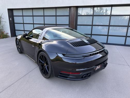 Black 2024 Porsche 911 911 Targa 4