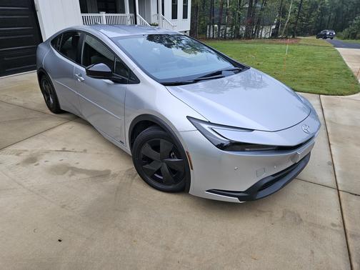 2023 Toyota Prius LE