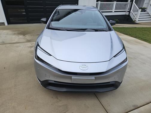 2023 Toyota Prius LE