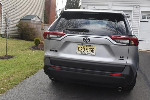 2023 Toyota RAV4 LE