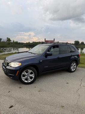 Blue 2013 BMW X5 xDrive35d