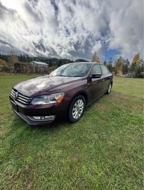 2013 Volkswagen Passat 2.5L Wolfsburg Edition