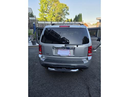 Silver 2013 Honda Pilot EX-L