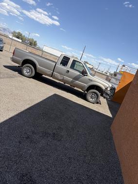 2004 Ford F-250 XL SuperCab Super Duty
