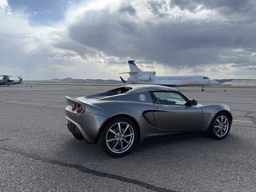 2006 Lotus Elise Base