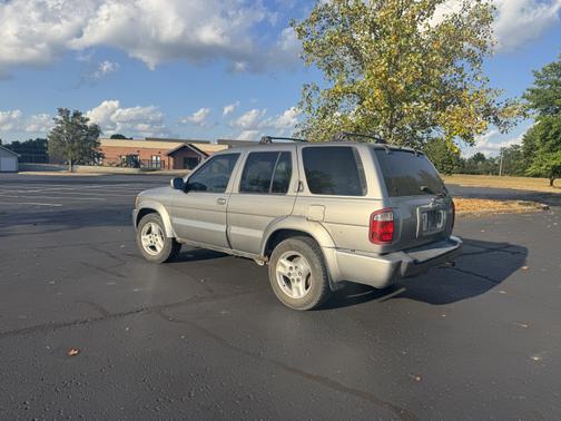 2001 INFINITI QX4 4WD