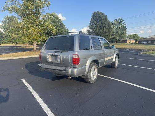 2001 INFINITI QX4 4WD