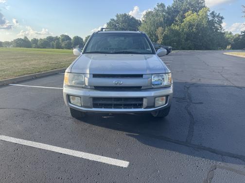 2001 INFINITI QX4 4WD