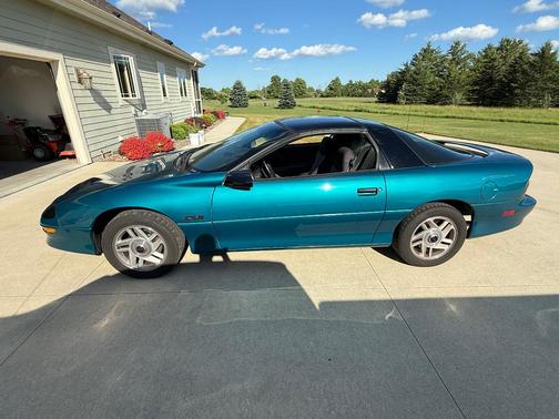 Green 1994 Chevrolet Camaro Z28