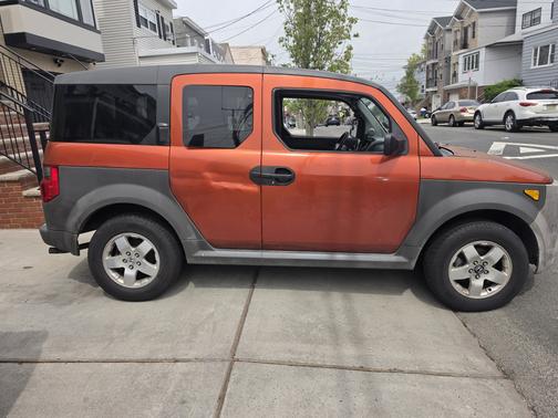 Orange 2005 Honda Element LX