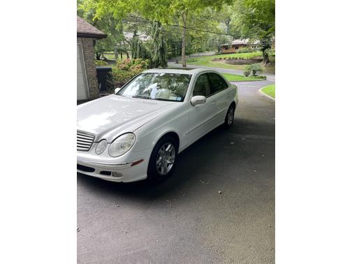 2005 Mercedes-Benz E-Class E320