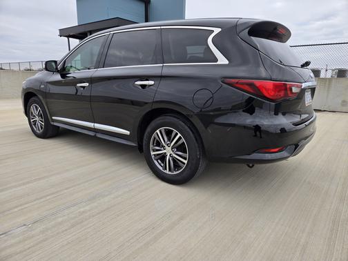 2018 INFINITI QX60 Base