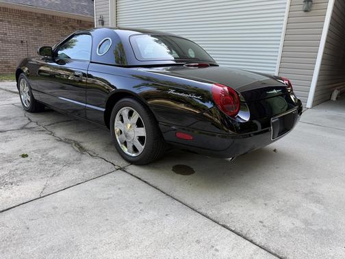 Black 2002 Ford Thunderbird Premium
