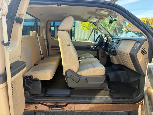 Brown 2011 Ford F-250 XLT
