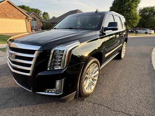 Black 2019 Cadillac Escalade Premium Luxury