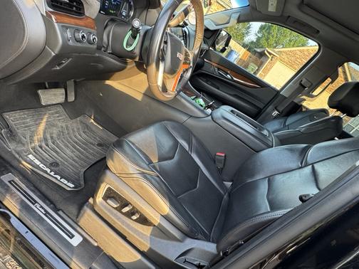 Black 2019 Cadillac Escalade Premium Luxury