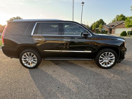 Black 2019 Cadillac Escalade Premium Luxury