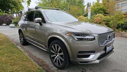 2022 Volvo XC90 Recharge Plug-In Hybrid T8 Inscription 7 Passenger