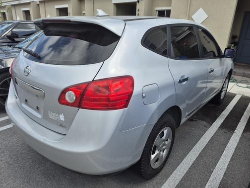 2013 Nissan Rogue S
