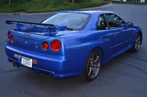 Blue 2009 Nissan GT-R Premium