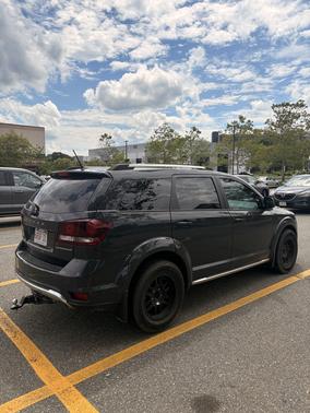 Gray 2018 Dodge Journey Crossroad